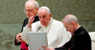 "Lucha contra el hambre exige superar la fría lógica del mercado": Papa Francisco