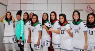 Reino Unido reubicará a niñas afganas futbolistas que huyeron de los talibanes