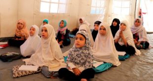 Talibanes permitirán "pronto" a todas las niñas regresar a las escuelas