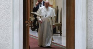 Es un "deber imprescindible" proteger a los jóvenes de abusos: Papa Francisco