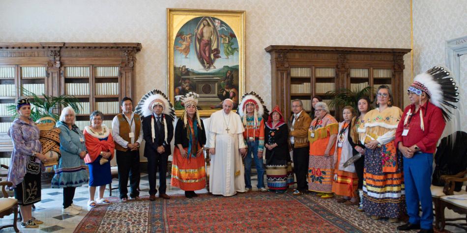 Papa Francisco viajará en julio a Canadá para reunirse con nativos